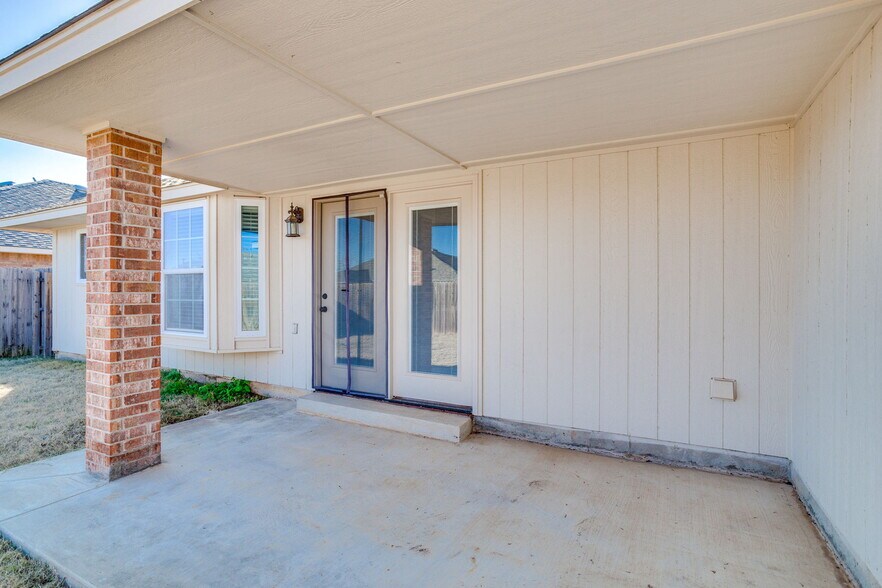 Building Photo - 1308 Heathrow Way