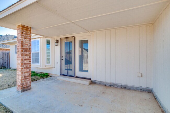 Building Photo - 1308 Heathrow Way