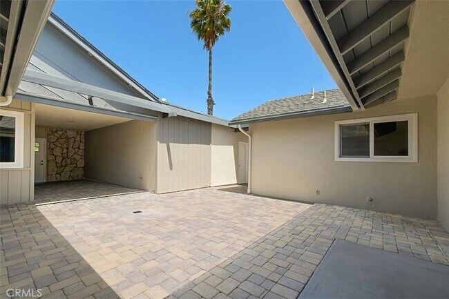 Building Photo - 4021 Via Manzana