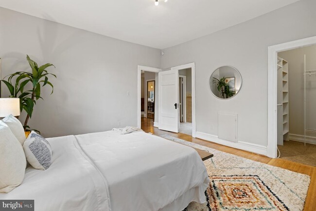 Building Photo - 3420 16th St NW