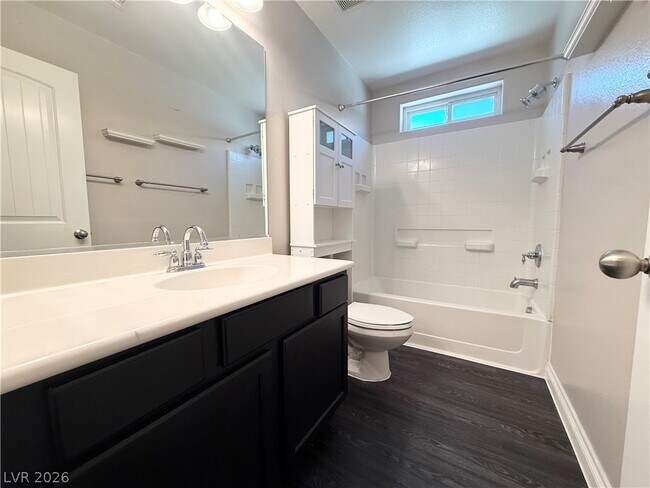 Building Photo - 6982 Majestic Palm Dr
