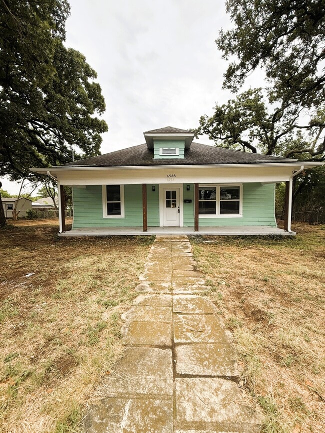 Building Photo - 6938 Craig St