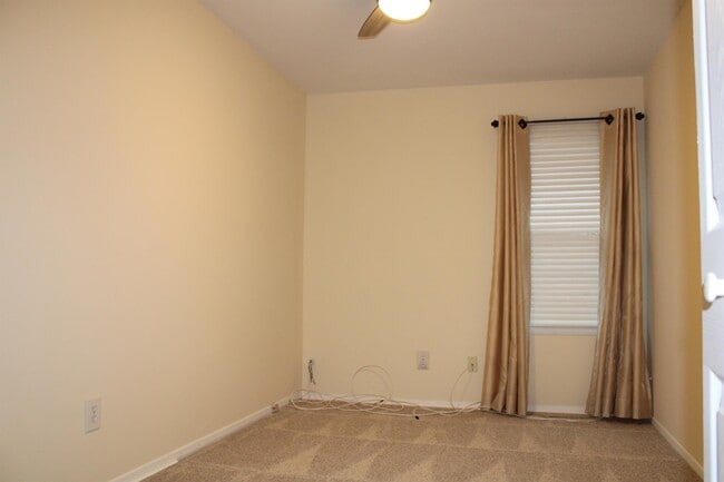 Building Photo - 4306 Dana St