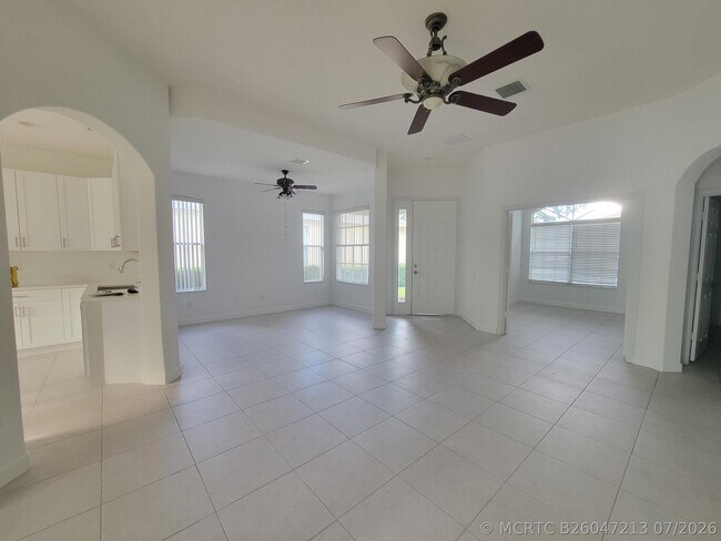 Building Photo - 3103 Anthem Way