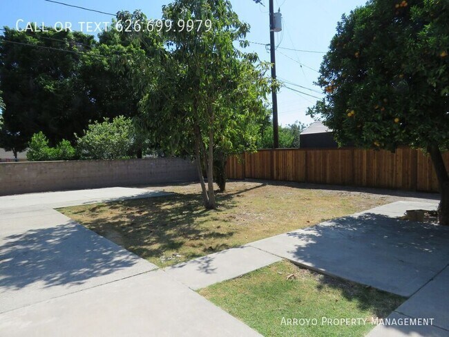 Building Photo - 808 Beckville St