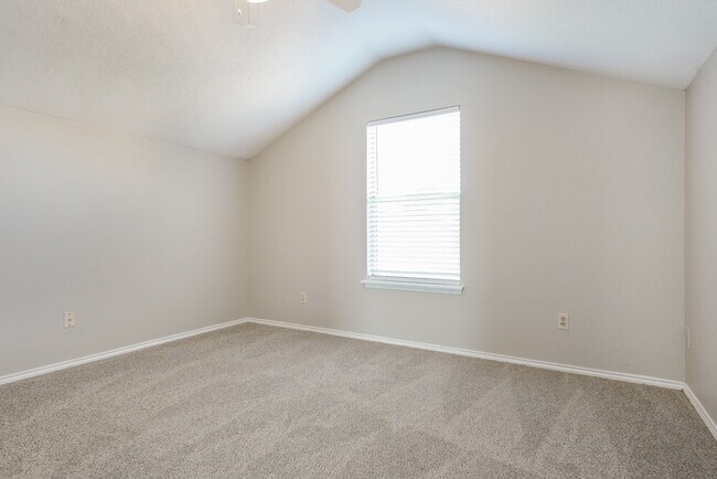 Building Photo - 1009 Neptune Ct