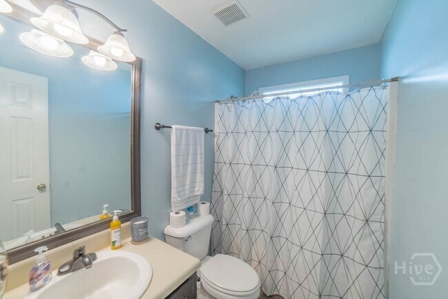 Building Photo - 373 Teal Lake Dr