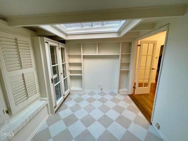 Building Photo - 31 Oak Knoll Gardens Dr