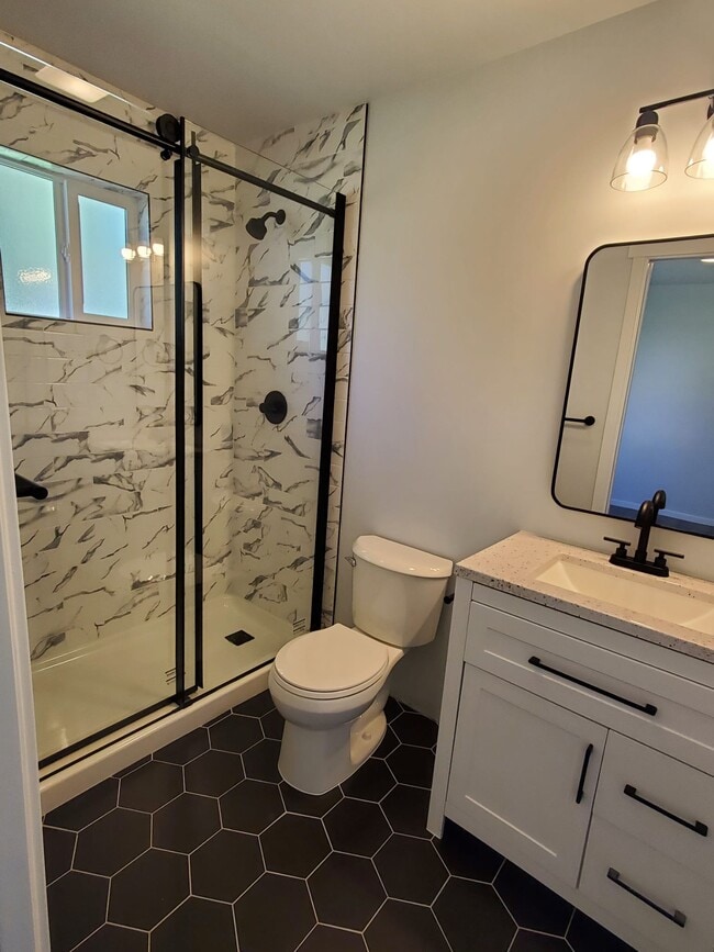 Building Photo - 12402 8th Ave SW