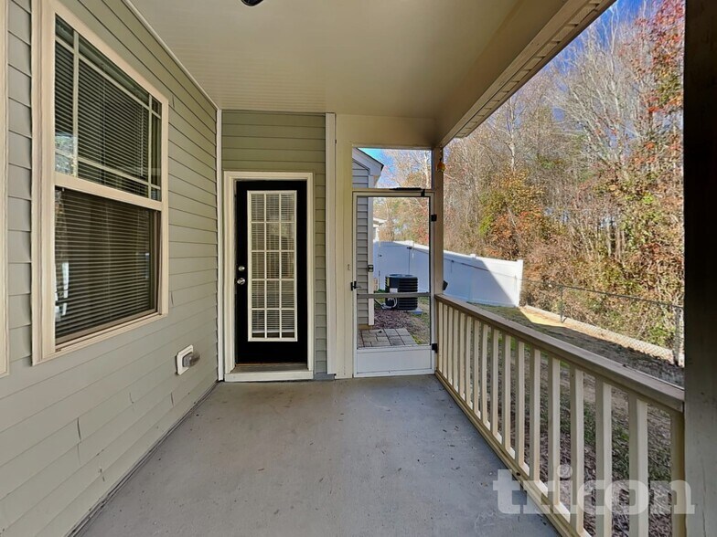 Building Photo - 76 Ashby Dr