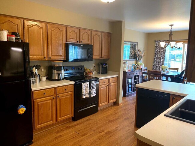 Building Photo - 1133 Ellys Way