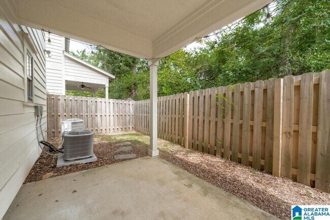 Building Photo - 1509 Cottage Grv