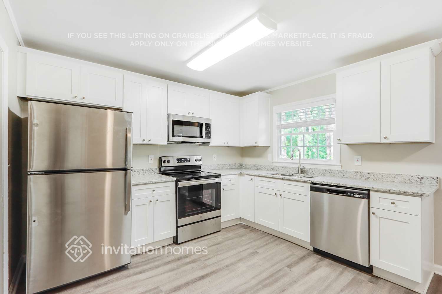 Building Photo - 1427 Drayton Woods Dr