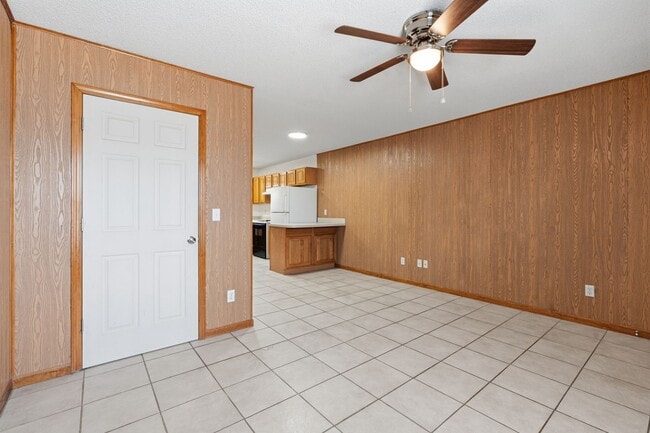 Building Photo - 111 Commercial