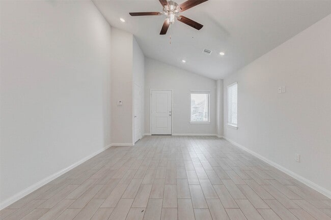 Building Photo - 21718 Cypress Maple Dr