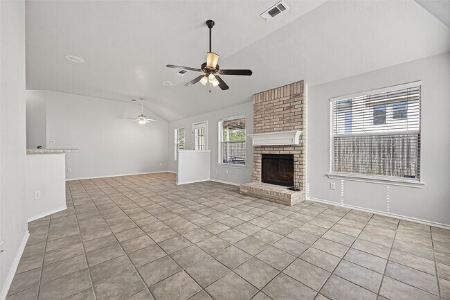 Building Photo - 3314 Zubin Ln