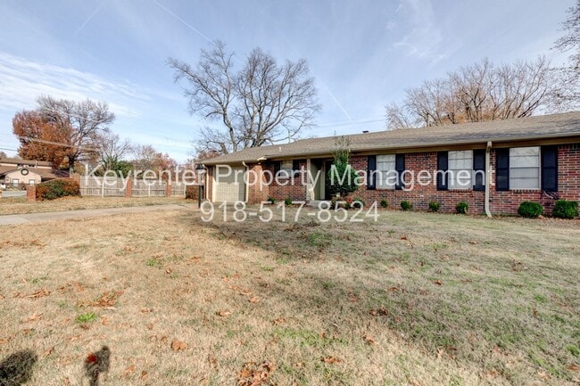 Building Photo - Beautiful 2bed/2bath Duplex!!