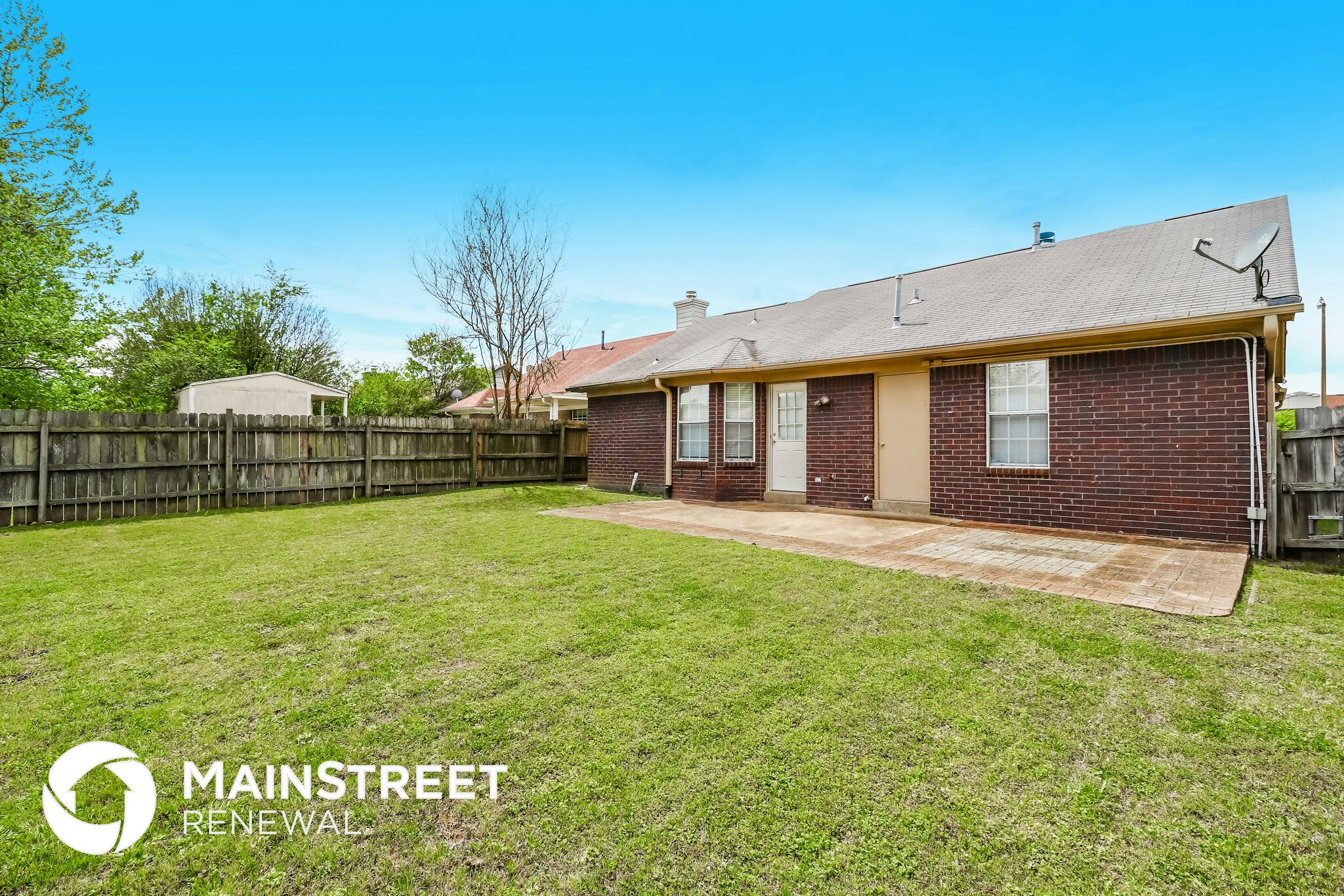 Building Photo - 7046 Foxhall Dr