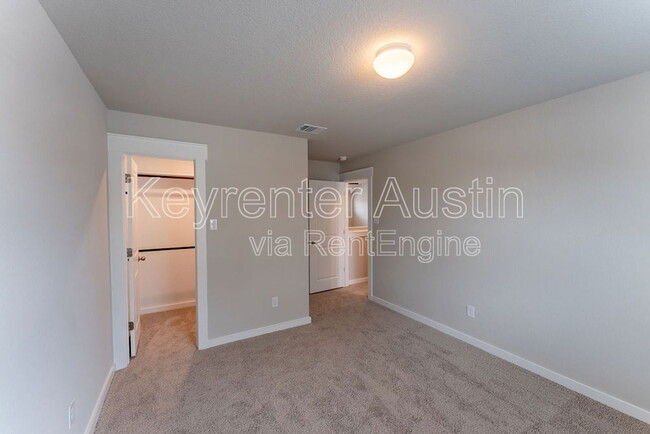 Building Photo - 2246 Rocoso Trl