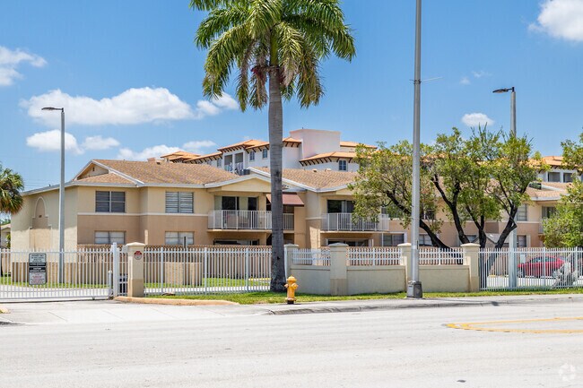 4190 NW 79th Ave - Doral Gardens