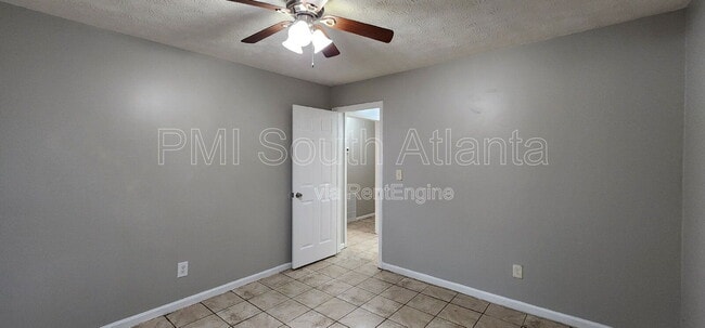 Building Photo - 107 Spring Ct