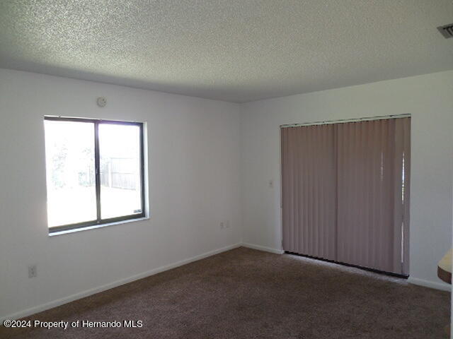 Building Photo - 1394 Nobleton Ave