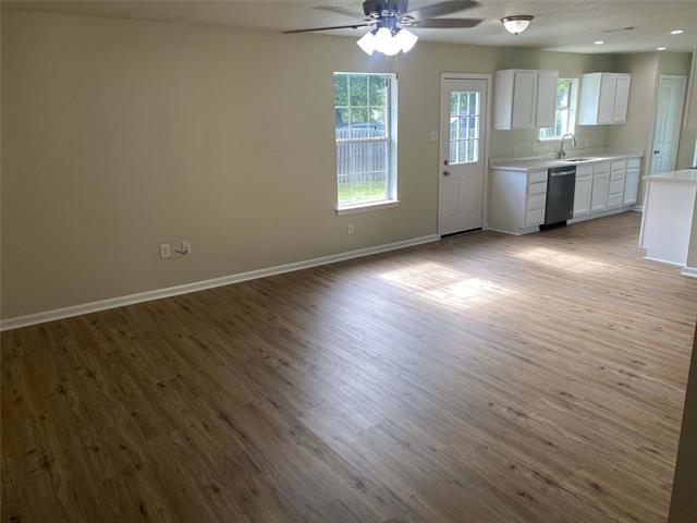 Building Photo - 213 S 3rd St