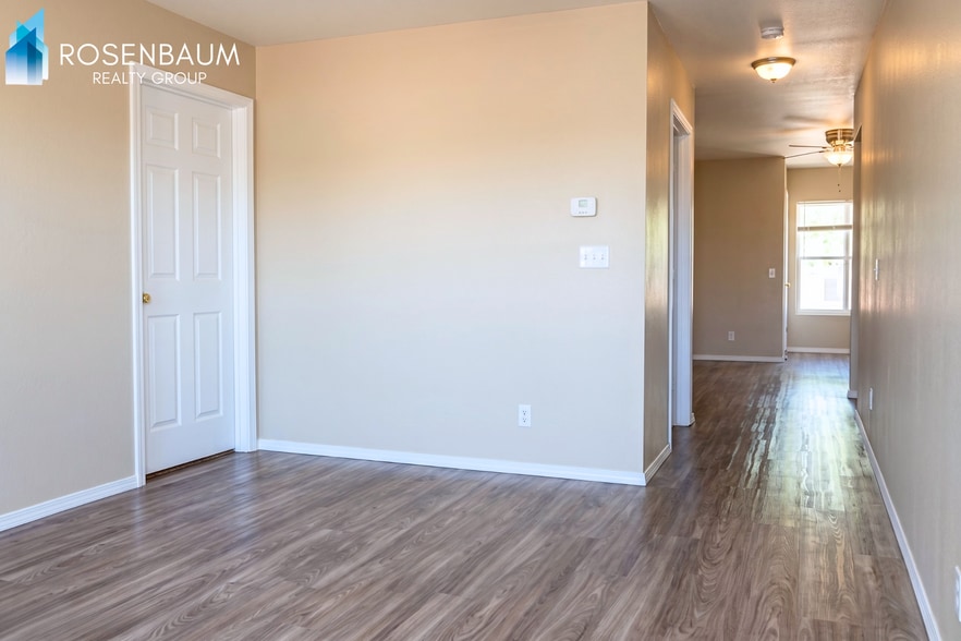 Building Photo - Charming and cozy 2-bedrooms, 2-baths apartment nestled in the heart of Prescott Valley!