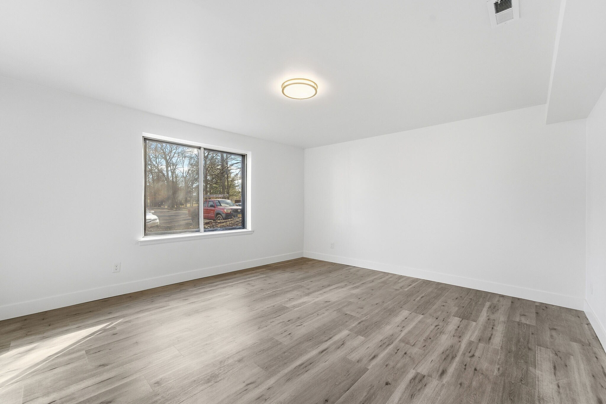 Building Photo - 113 Echelon Rd