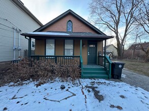 Building Photo - 2484 W 10th St