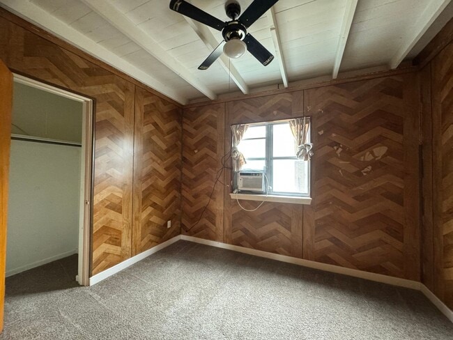 Building Photo - 1308 S Lea Ave