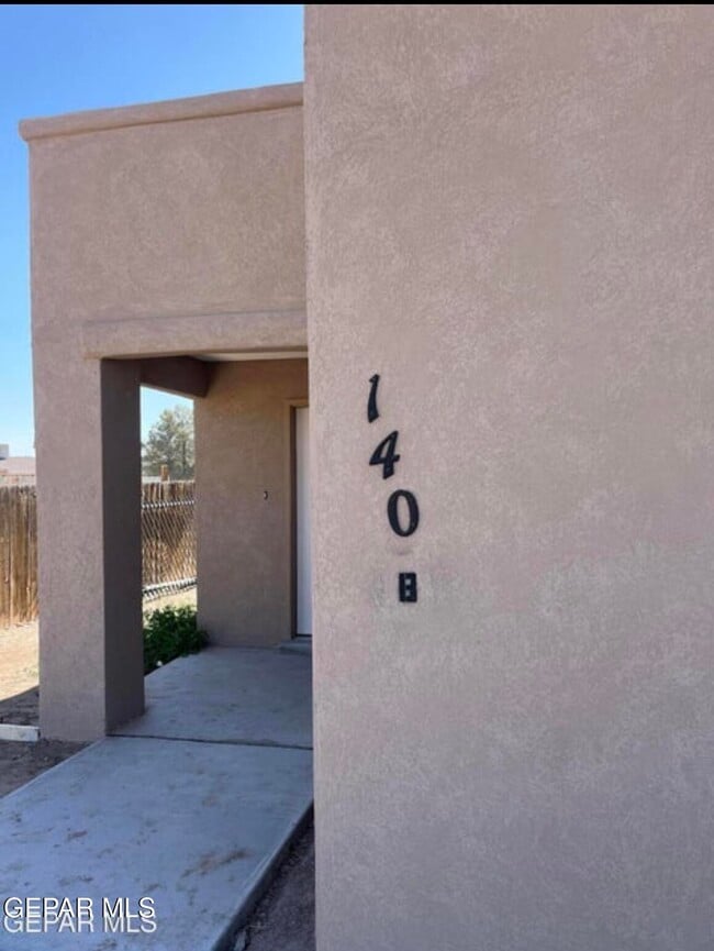 Building Photo - 140 Keeney Court