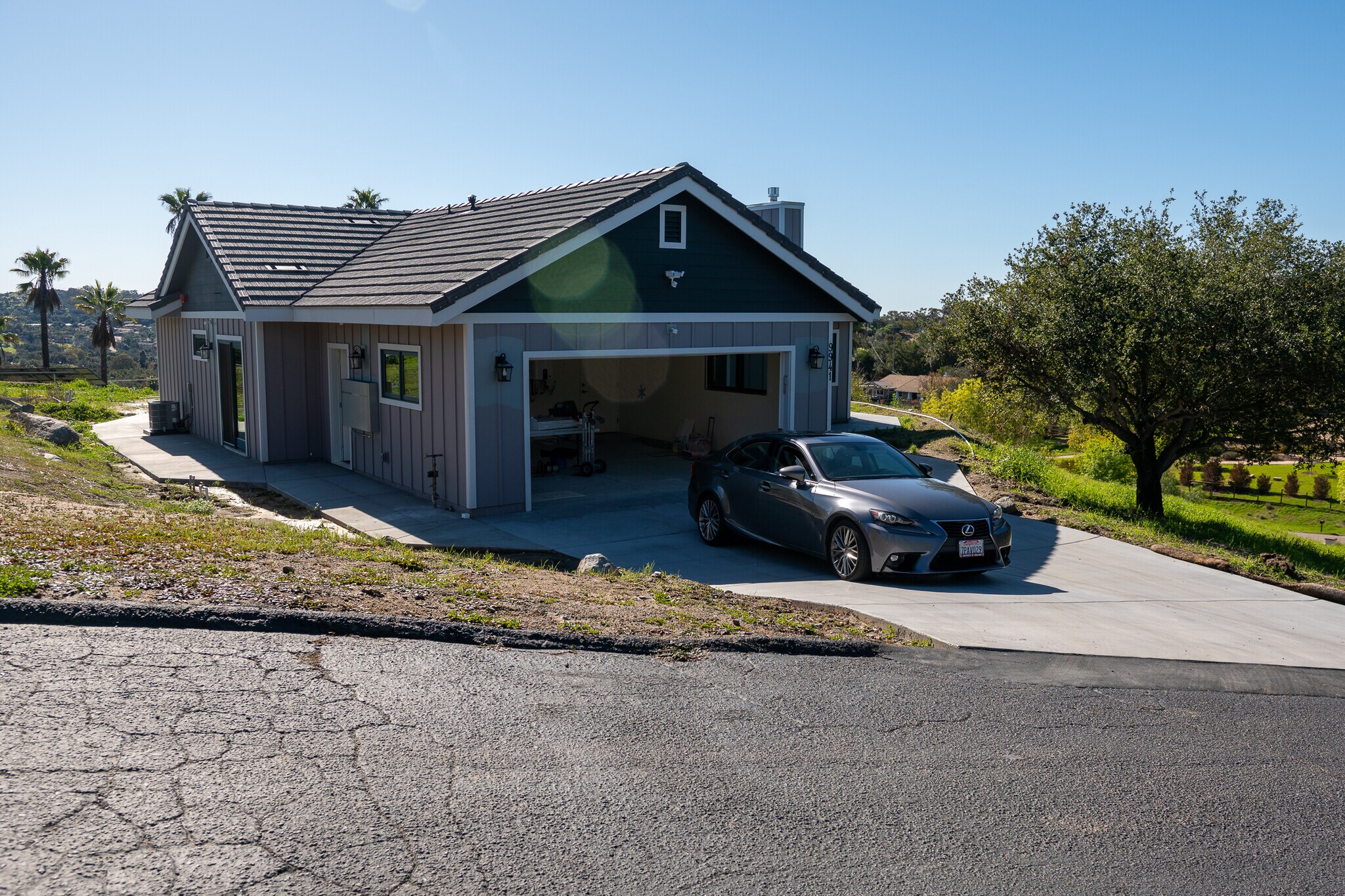 Building Photo - 9941 Los Nidos Ln
