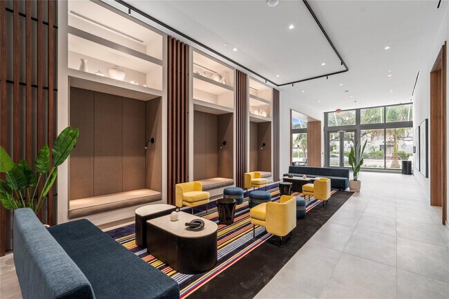 Building Photo - 1770 S Young Cir