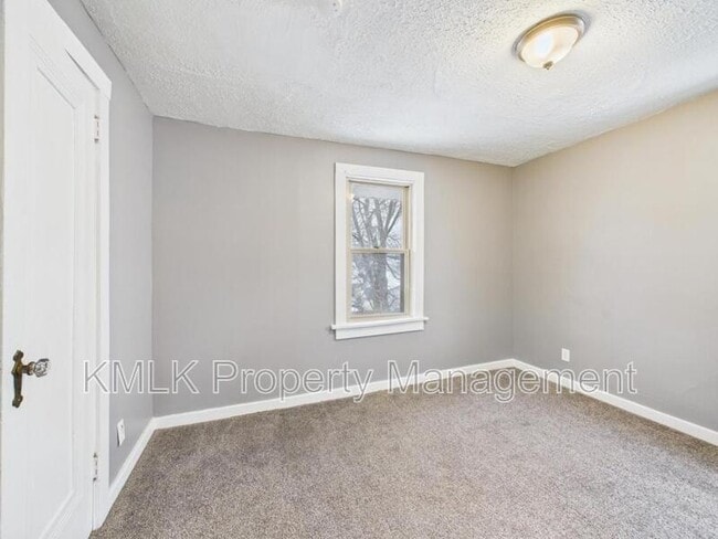 Building Photo - 754 Arcadia Ave