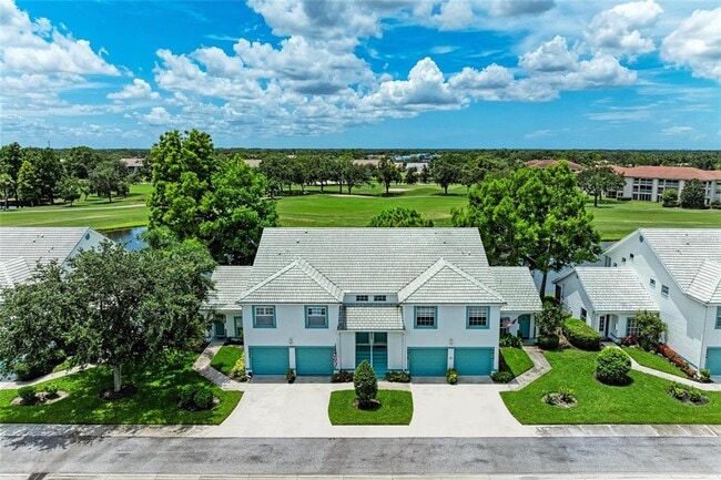 Building Photo - 6618 Pineview Terrace