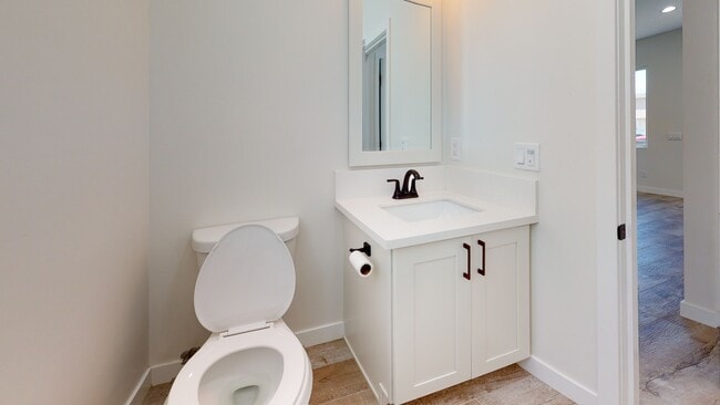 Building Photo - 152 Elder Ave