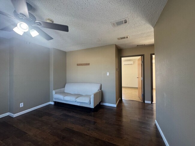 Building Photo - 22474-224D2 Restful Ln