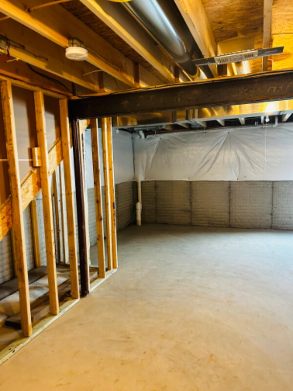 Building Photo - 5266 Miller St