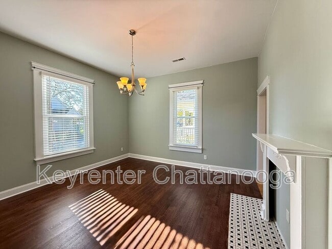 Building Photo - 2313 Bailey Ave