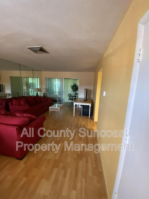 Building Photo - 1433 S Belcher Rd