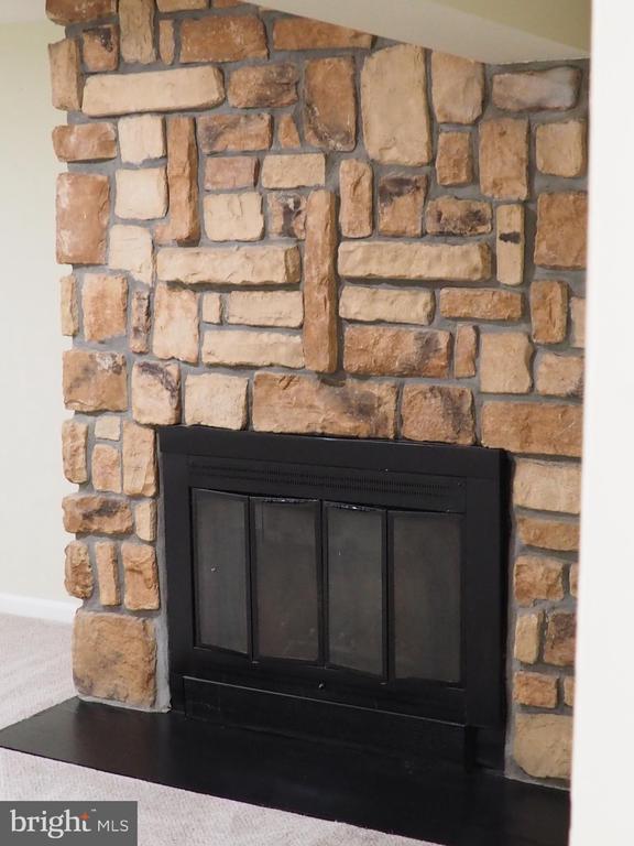 Building Photo - 5711 Crownleigh Ct