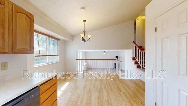 Building Photo - 2316 Sierra Dr