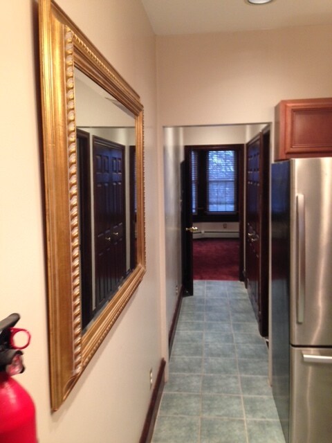 Building Photo - 923 Fayette St