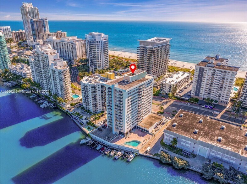 Building Photo - 5838 Collins Ave