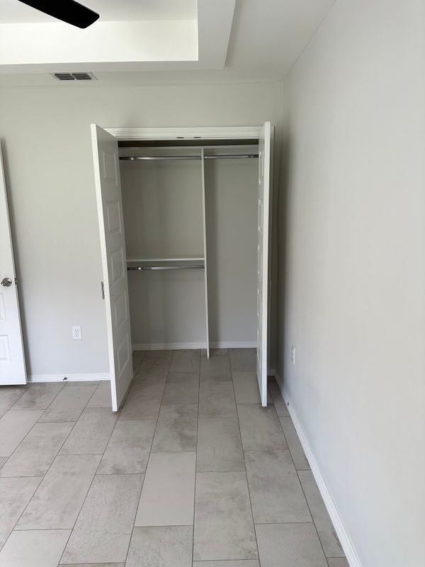 Building Photo - 308 Uva Ln