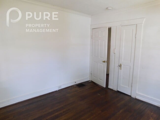 Building Photo - $200 Visa gift card offer!