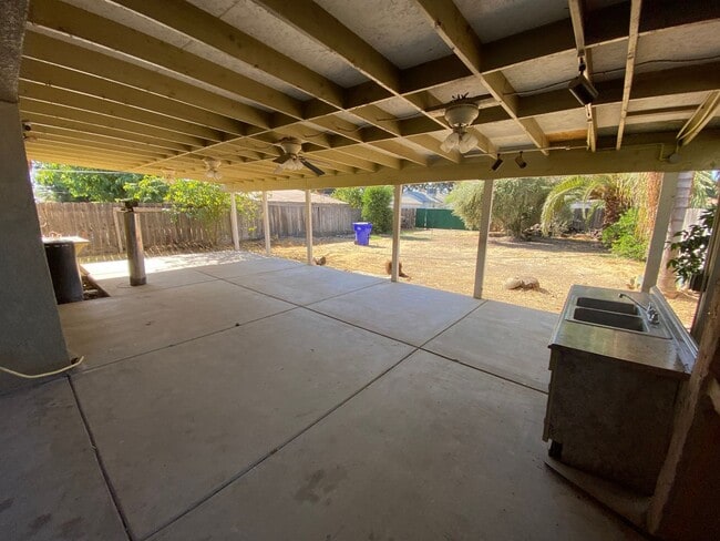 Building Photo - Spacious Exeter Home coming soon!