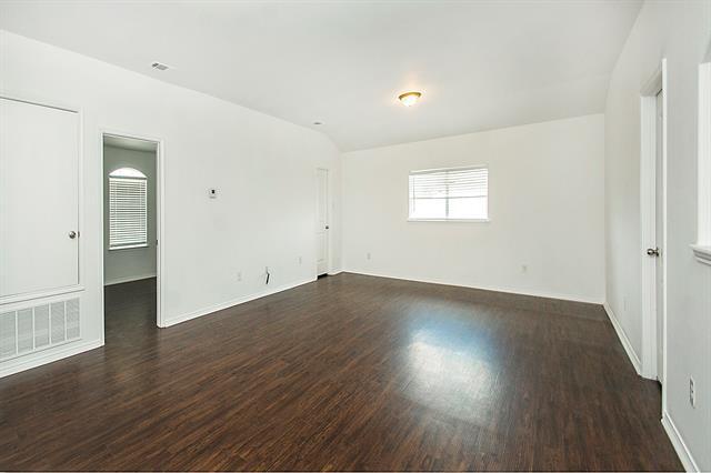 Building Photo - 917 Swan Ridge Dr