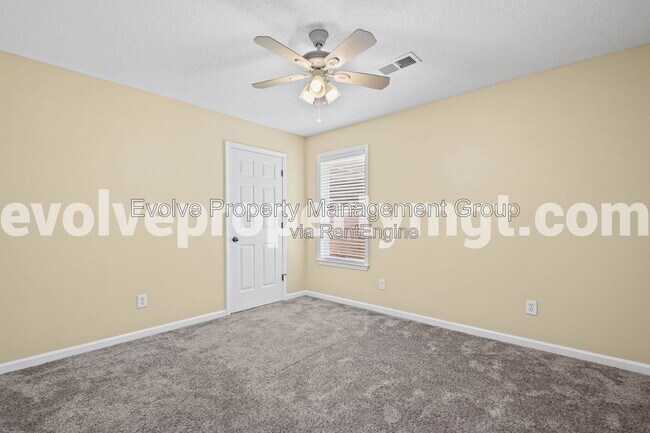 Building Photo - 6606 Baudette Cove